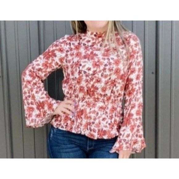 Andree by Unit Floral Peplum Top Size M NEW - Picture 1 of 9